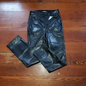 NWT Express Black Super Highwaisted Cropped Pants